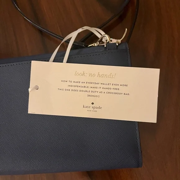 Beautiful Kate Spade Cross Body Wallet. NEW - Picture 8 of 10